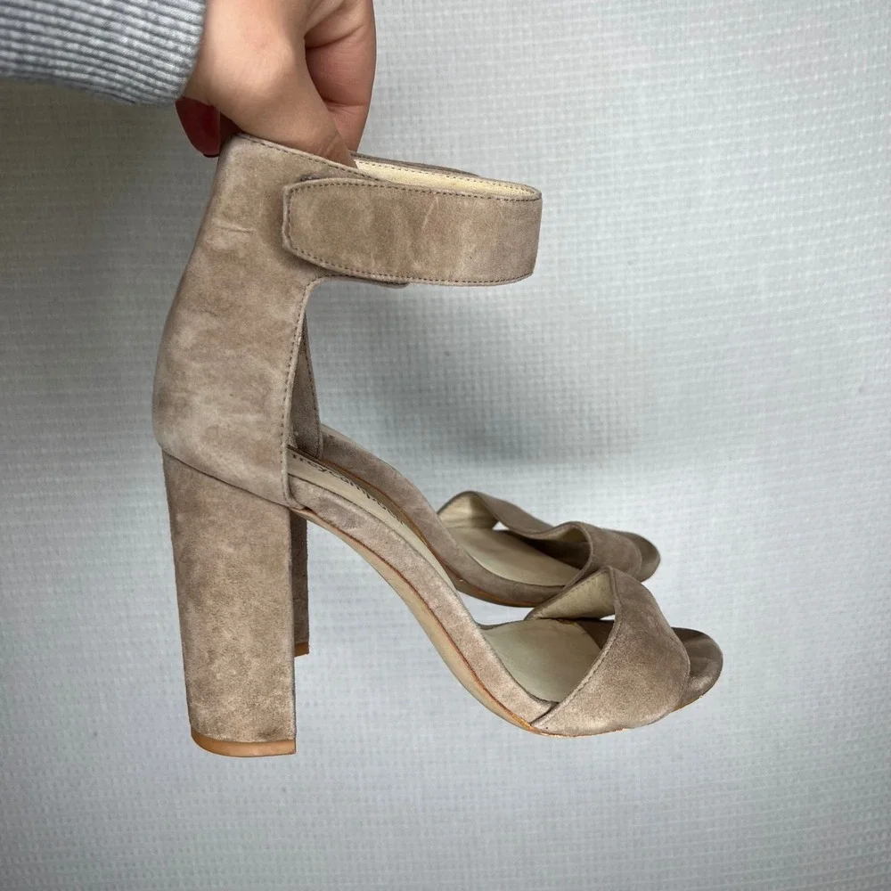 Jeffrey Campbell Suede Ankle Strap Block Heels Women's Size‎ 5 Taupe